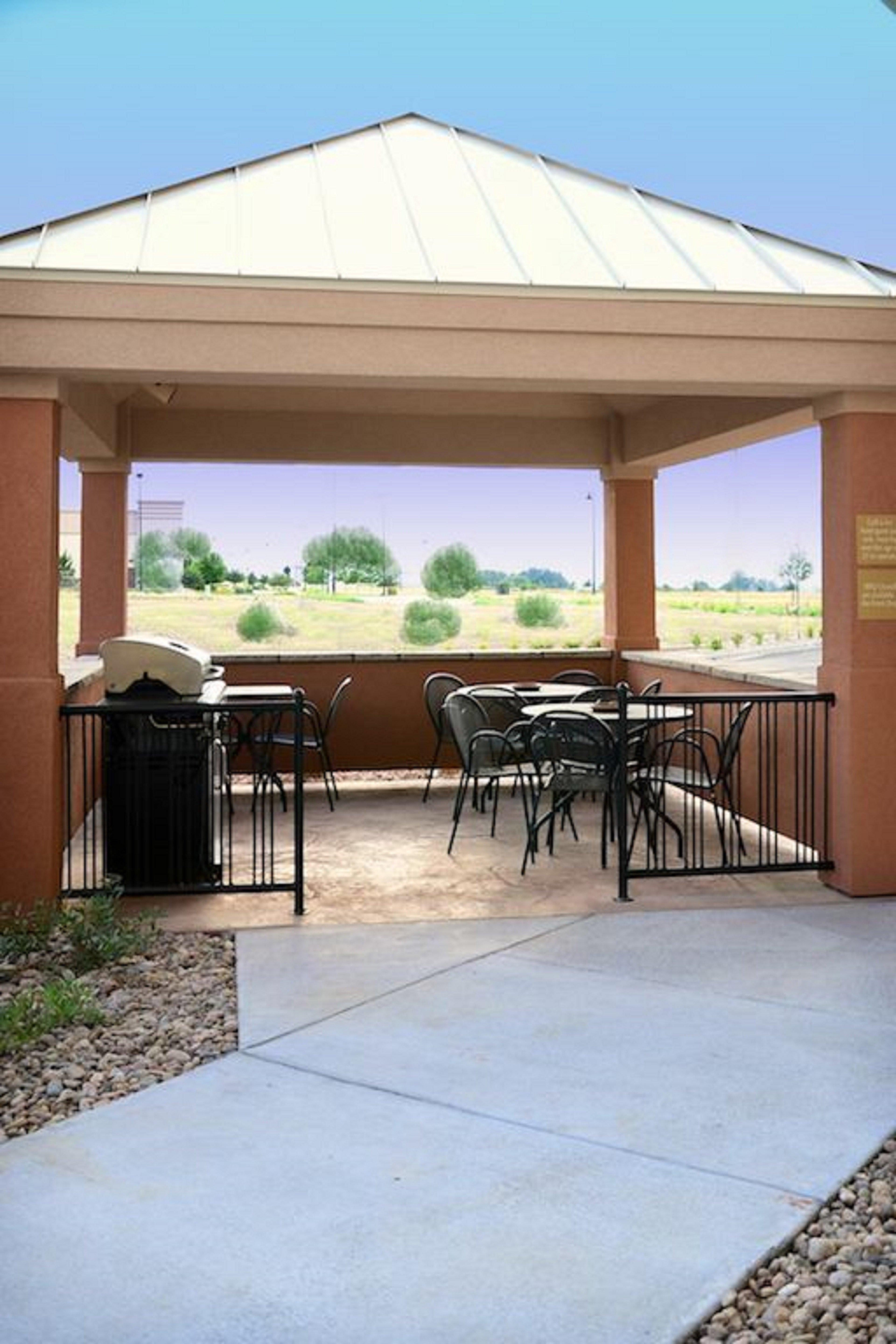 Candlewood Suites Denver Northeast - Brighton By Ihg Exterior photo