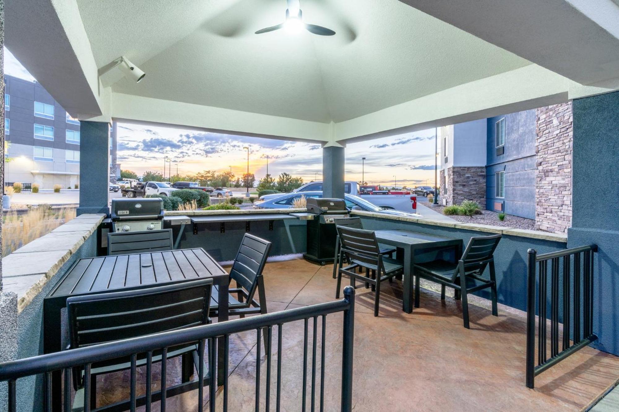 Candlewood Suites Denver Northeast - Brighton By Ihg Exterior photo