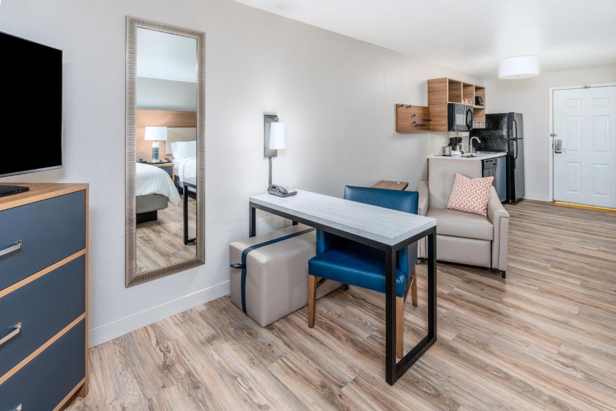 Candlewood Suites Denver Northeast - Brighton By Ihg Exterior photo